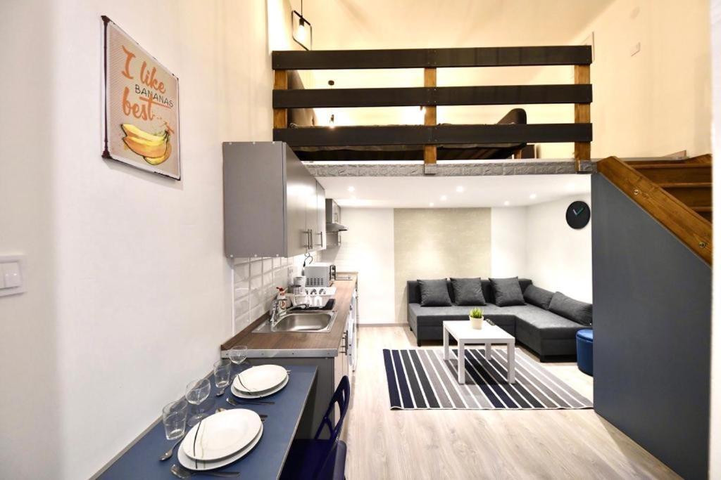 Cosy Flat In Kiraly Str, King Leilighet Budapest Eksteriør bilde